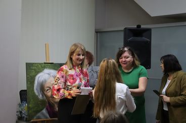 Inscenizacja z udziałem uczniów wieluńskich szkół w Bibliotece Miejskiej - dotyczyła Nagrody Nobla